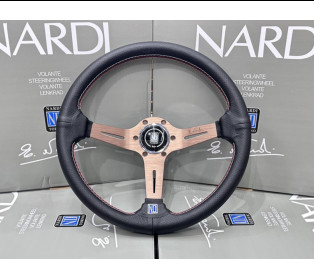 พวงมาลัย NARDI ก้านสีชา