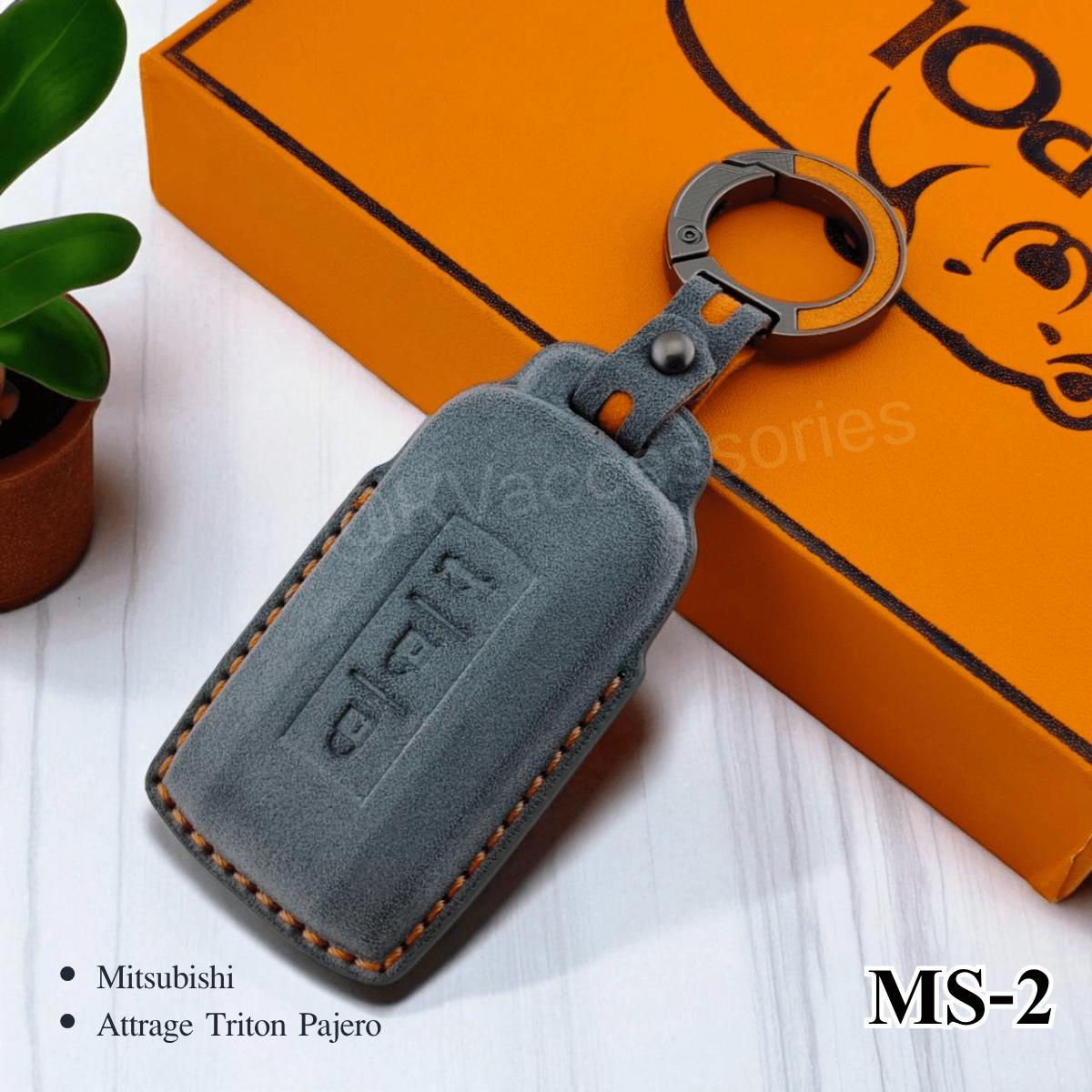 Alcantara ซองหนังกุญแจรถยนต์ สำหรับรุ่น Mitsubishi Attrage Triton Pajero