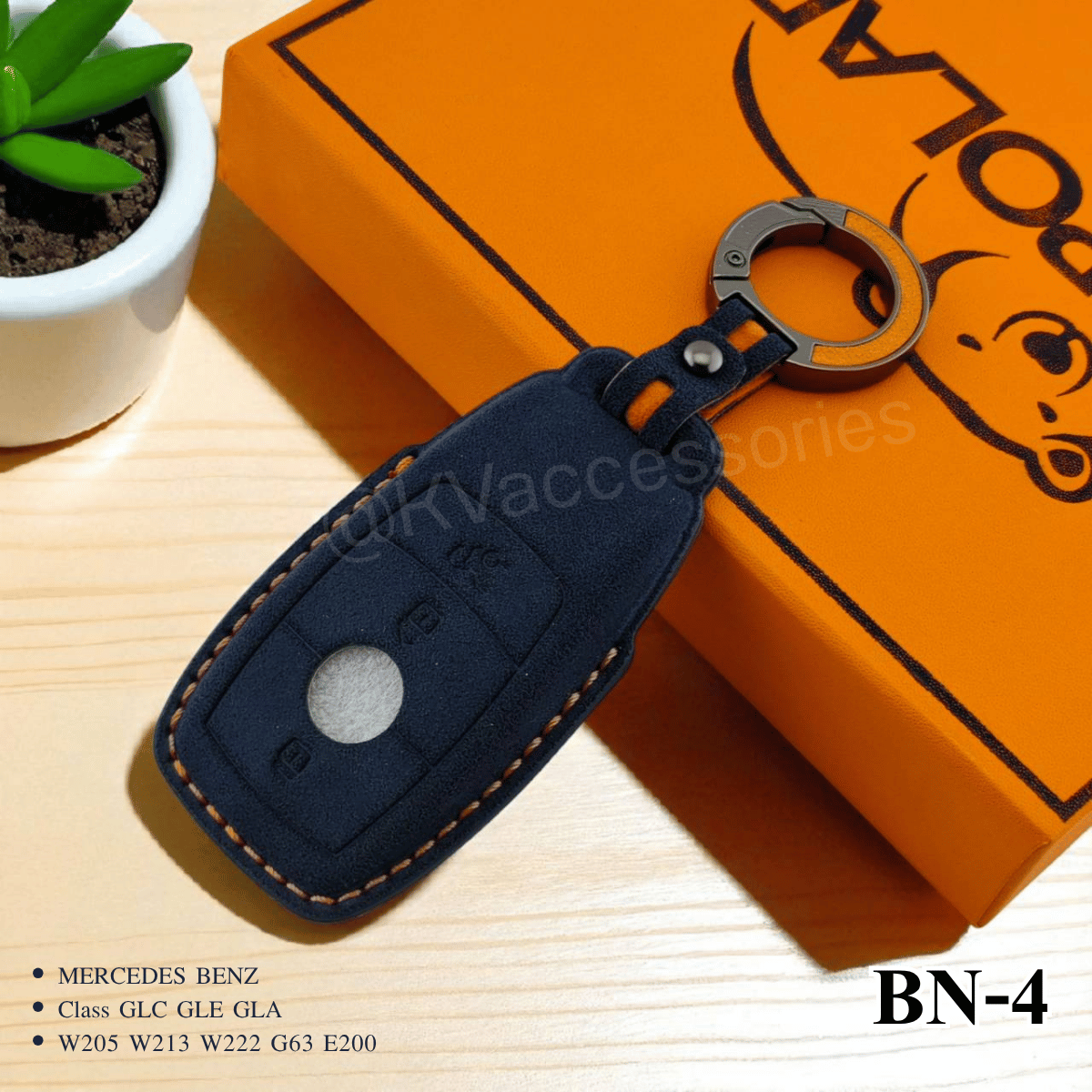 Alcantara ซองหนังกุญแจรถยนต์ สำหรับรุ่น MERCEDES BENZ  Class GLC GLE GLA W205 W213 W222 G63 E200